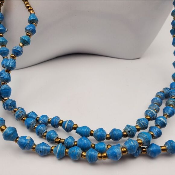 Blue skies for miles afternoon triple strand statement necklace - Picture 2 of 2